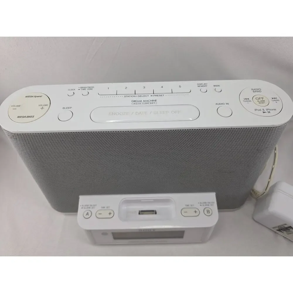 Sony ICF-CS10iP Dream Machine Clock Radio White Audio Dock TESTED